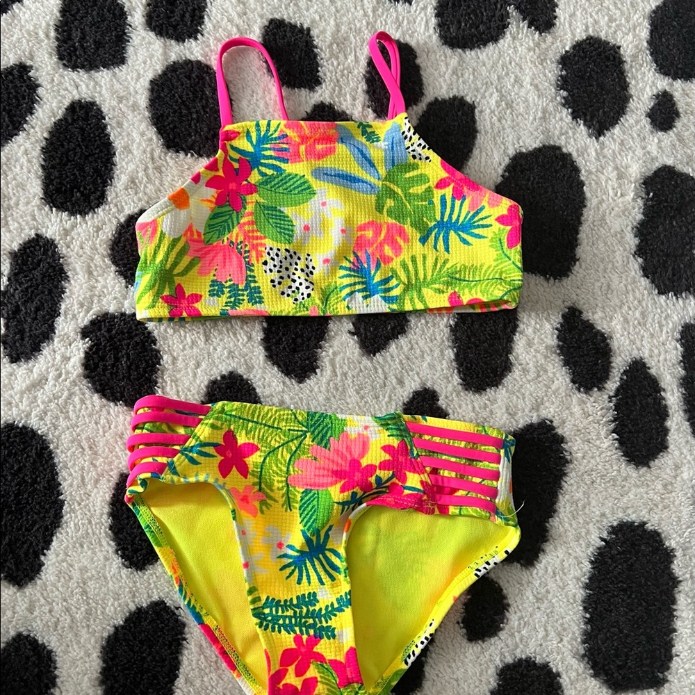 Girls art class swimsuit